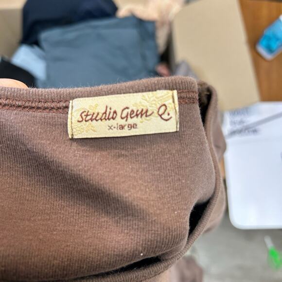 Studio Gem Y2K Wild Horses Mustang Sequin Top Brown Western Size XL Baby Tee - Picture 7 of 7